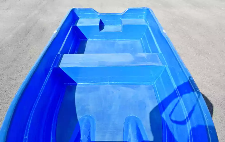 Стеклопластиковая лодка Neman-340 (тримаран) в Керчи