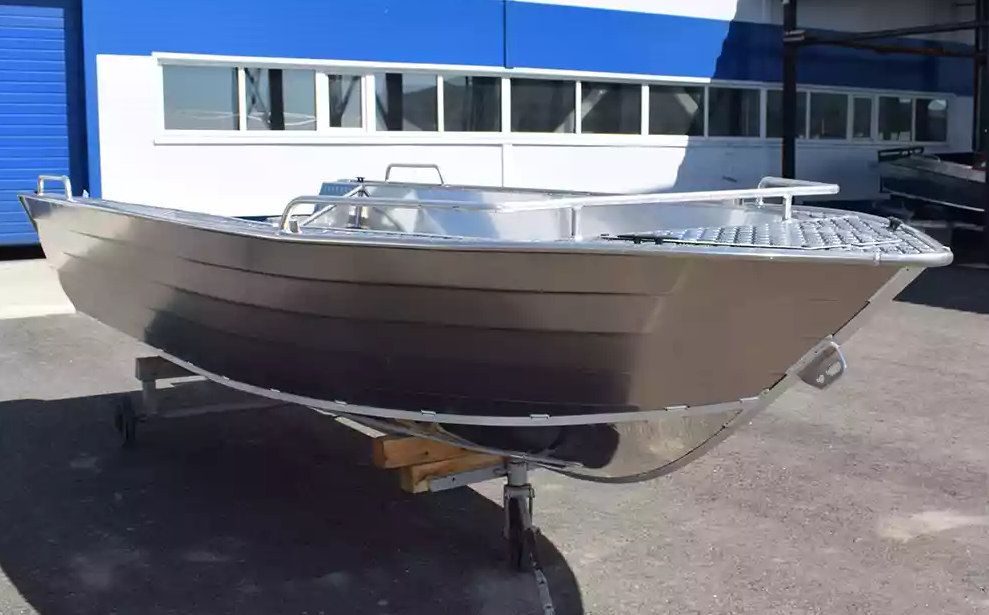 Алюминиевая лодка Неман-500 P в Керчи