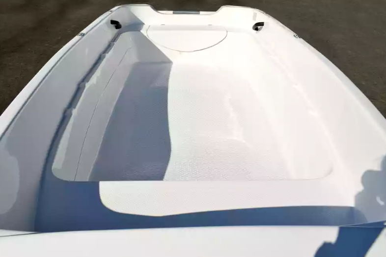 Стеклопластиковая лодка Пингвин (тримаран) в Керчи