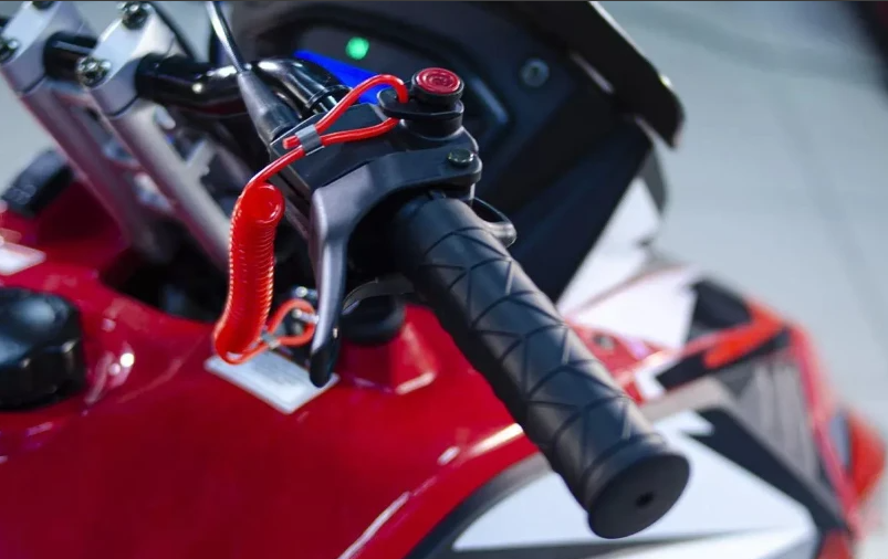 Снегоход Ataki WD 300 в Керчи