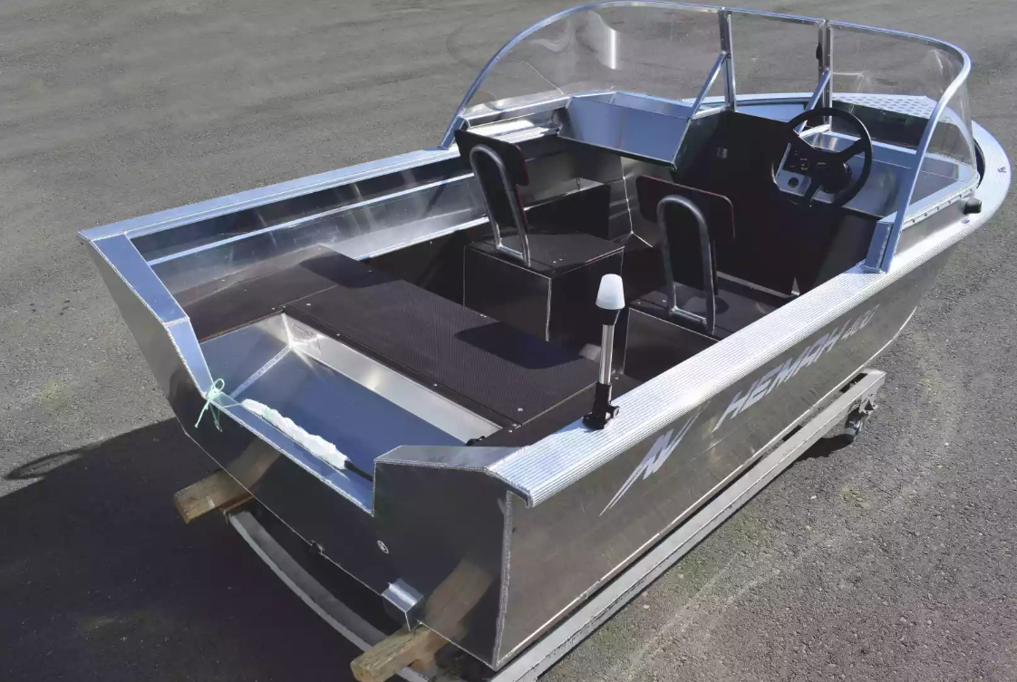 Алюминиевая лодка  Неман-400 DCM в Керчи