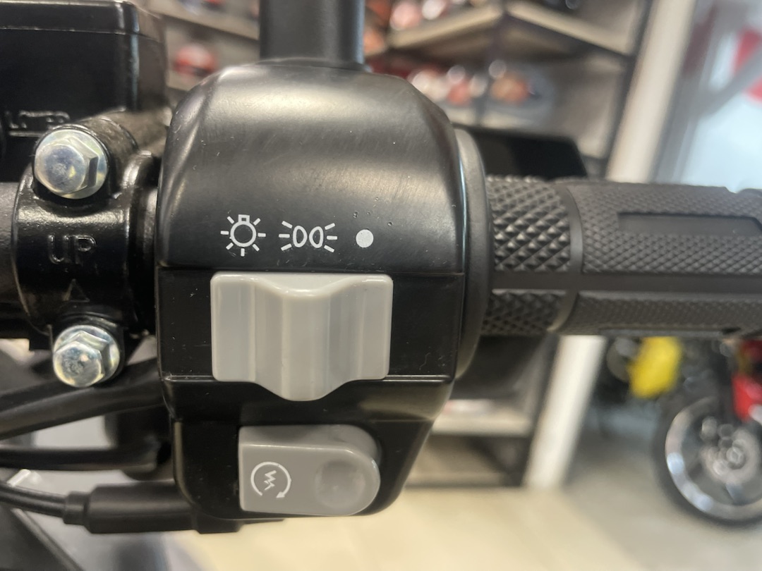 Скутер PROMAX STALKER ARMY 240(49) в Керчи