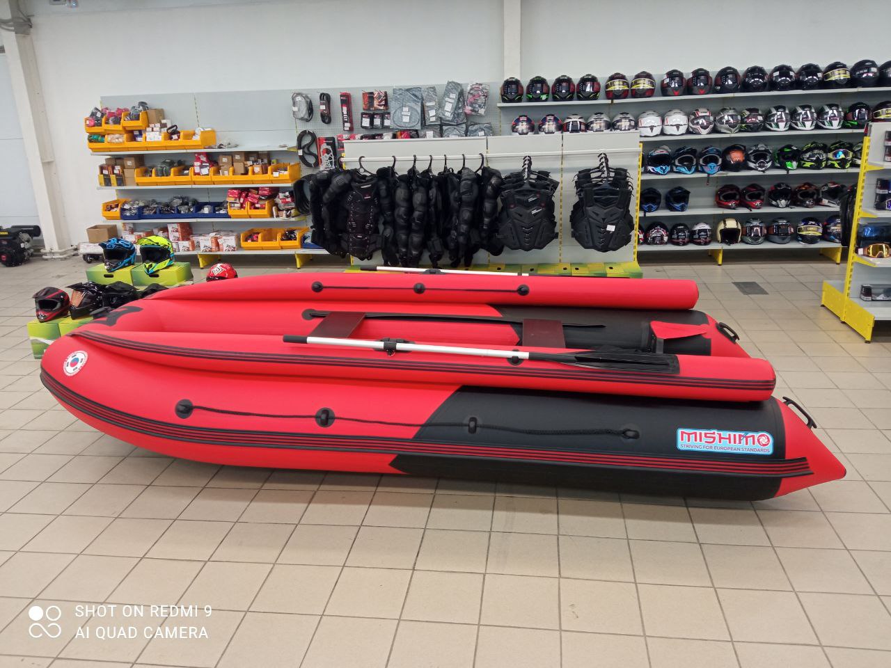 Лодка MISHIMO RIVER FJET PRO 410  под водомет в Керчи