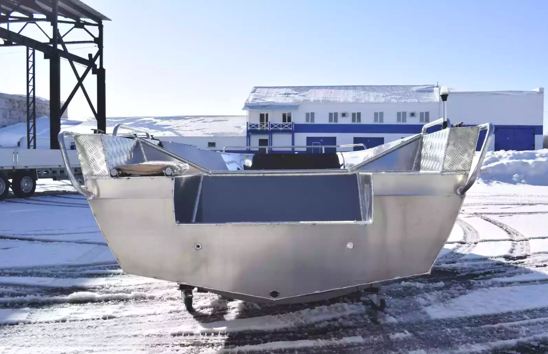 Алюминиевая лодка Неман-500 P в Керчи