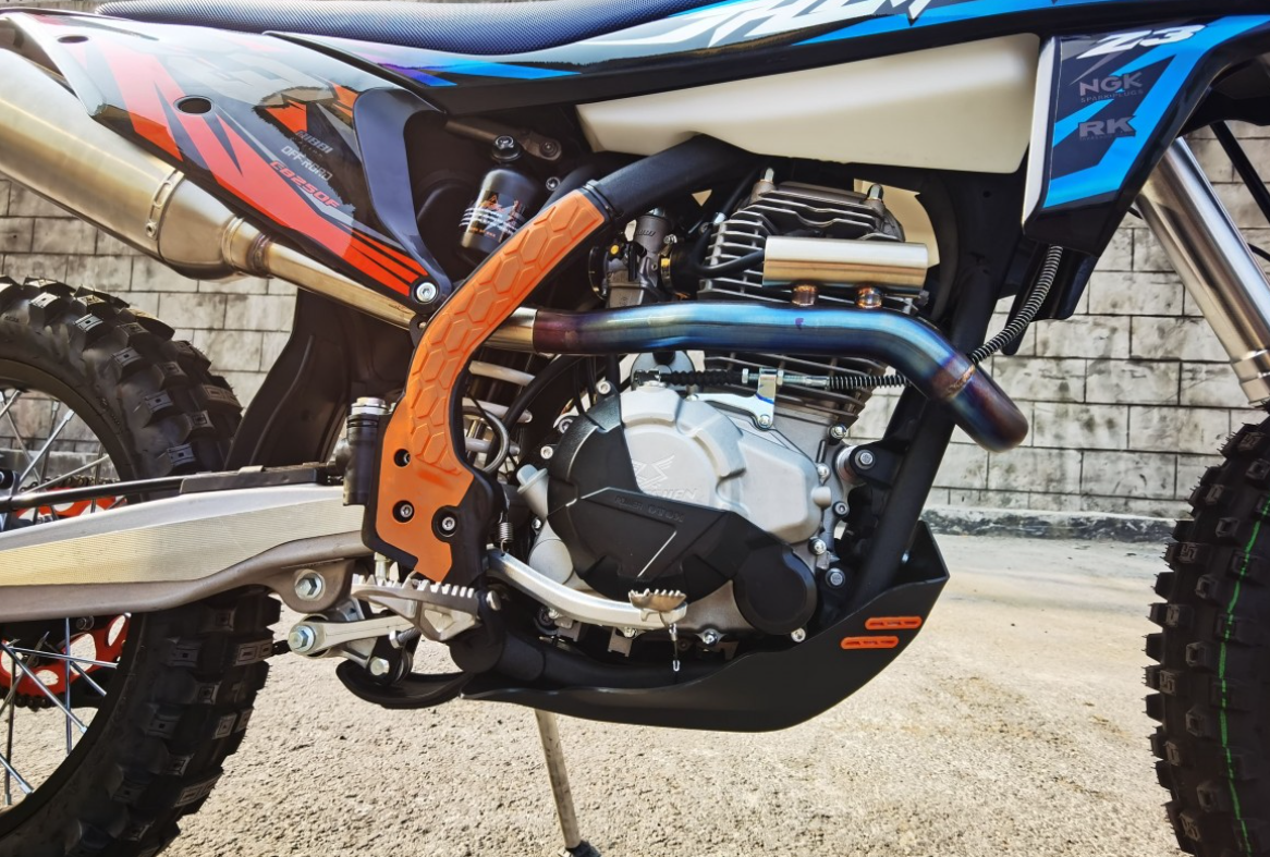 Мотоцикл JHLMOTO JHL Z3 CB250 (172FMM-3A) в Керчи