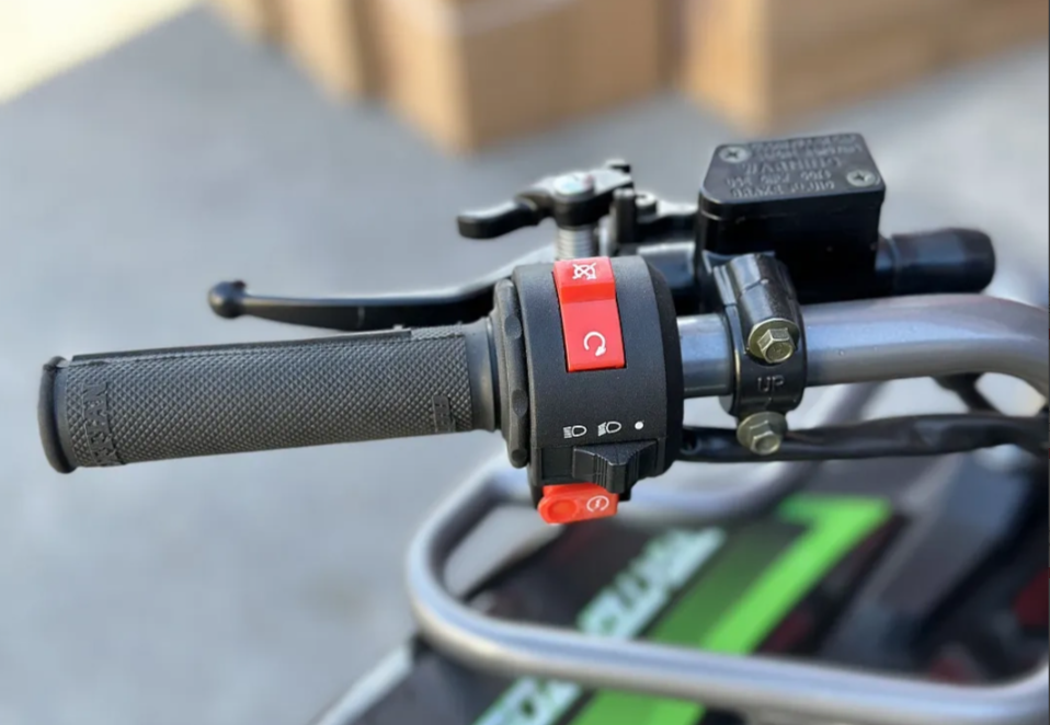 Квадроцикл GBM DAXTER 220 NEW в Керчи