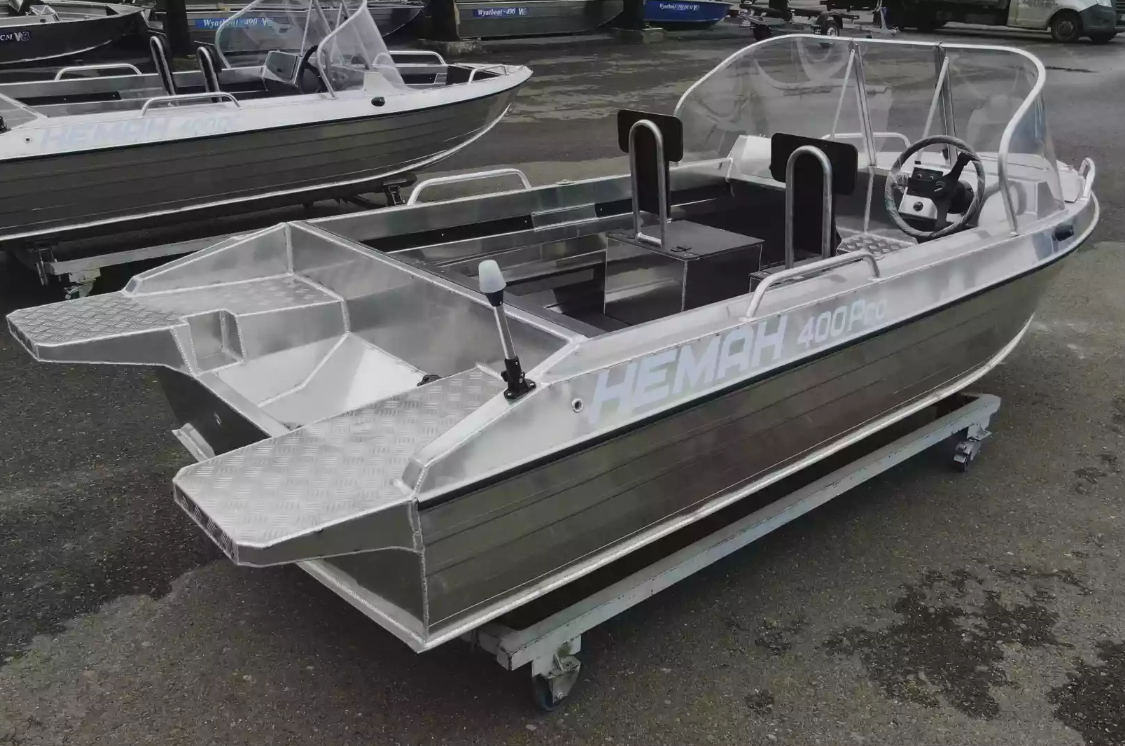 Алюминиевая лодка  Neman-400 PRO в Керчи