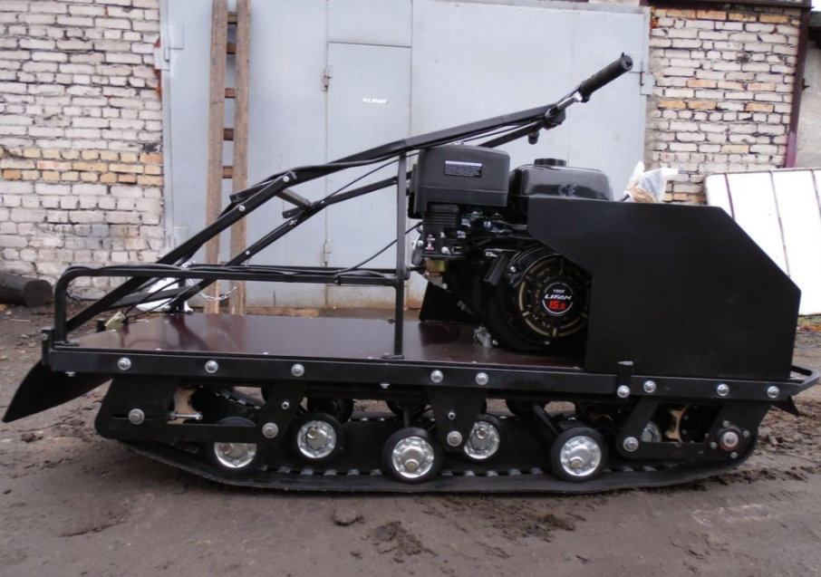 Мотобуксировщик AhtaR Зима 9 л/с с вариатором в Керчи