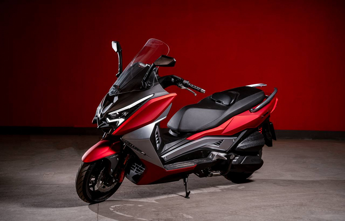 МАКСИСКУТЕР ARIIC 318 в Керчи