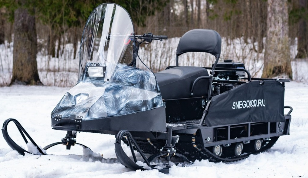 Миниснегоход Бурлак Егерь Экспедитор 15 л.с. , реверс, тормоз, капот белый в Керчи