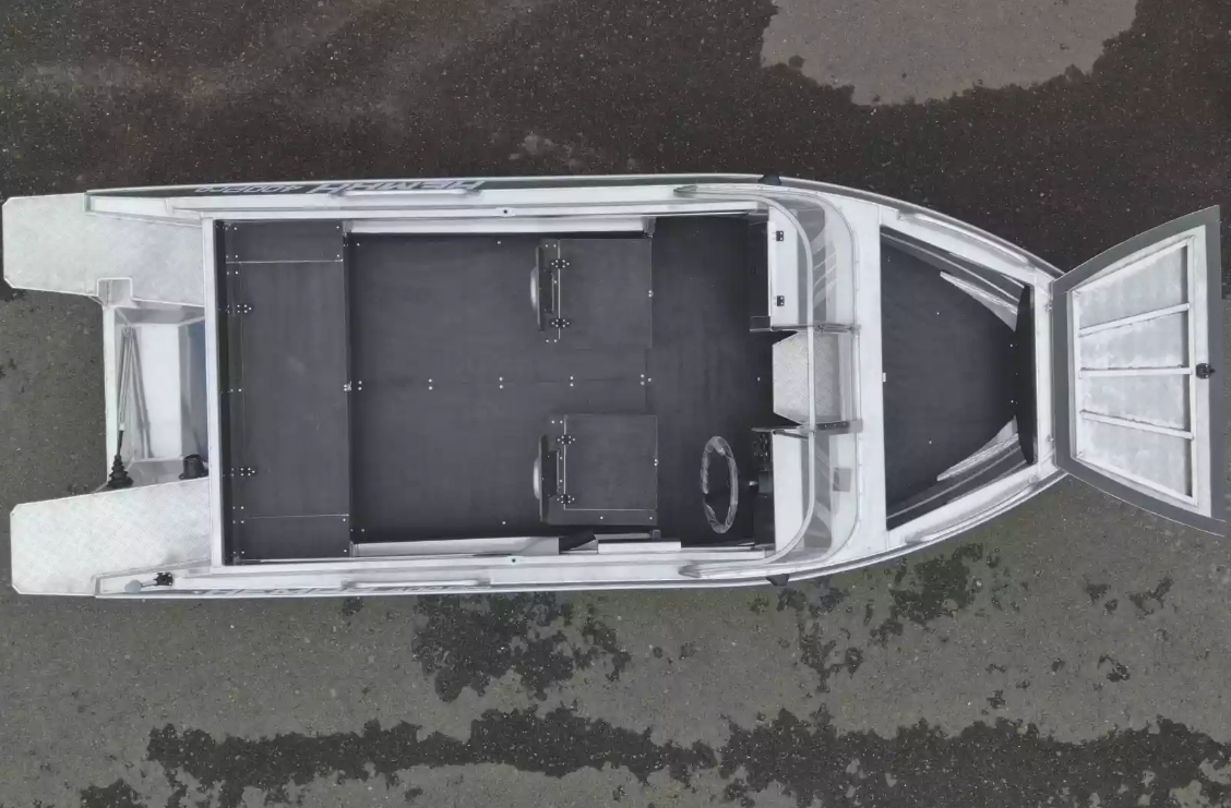 Алюминиевая лодка  Neman-400 PRO в Керчи
