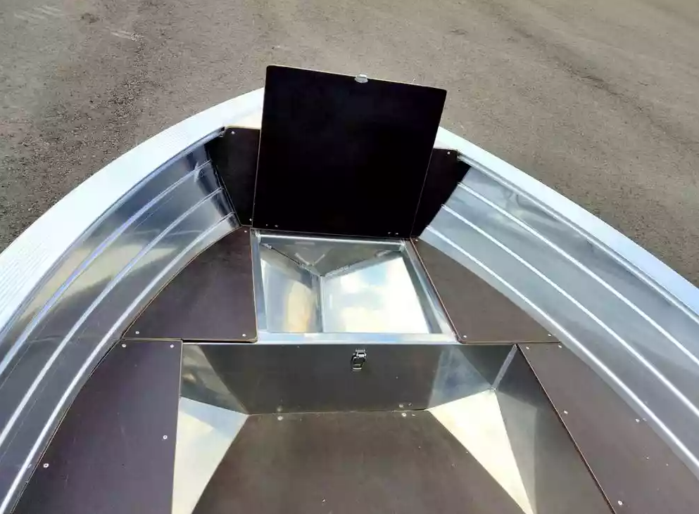 Алюминиевая лодка Неман-400 в Керчи