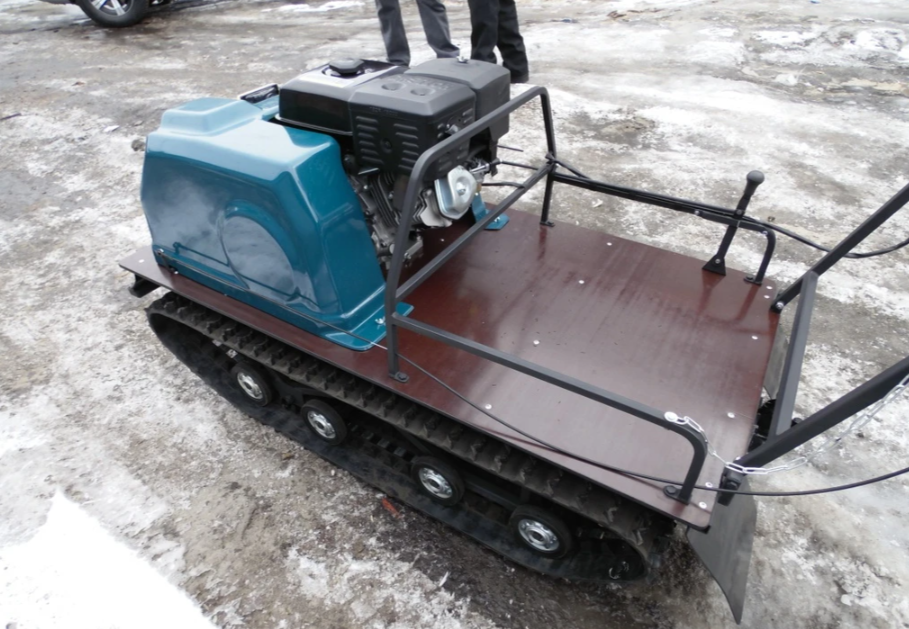 Мотобуксировщик AhtaR LR13 с реверс-вариатором Буран (задний ход) в Керчи