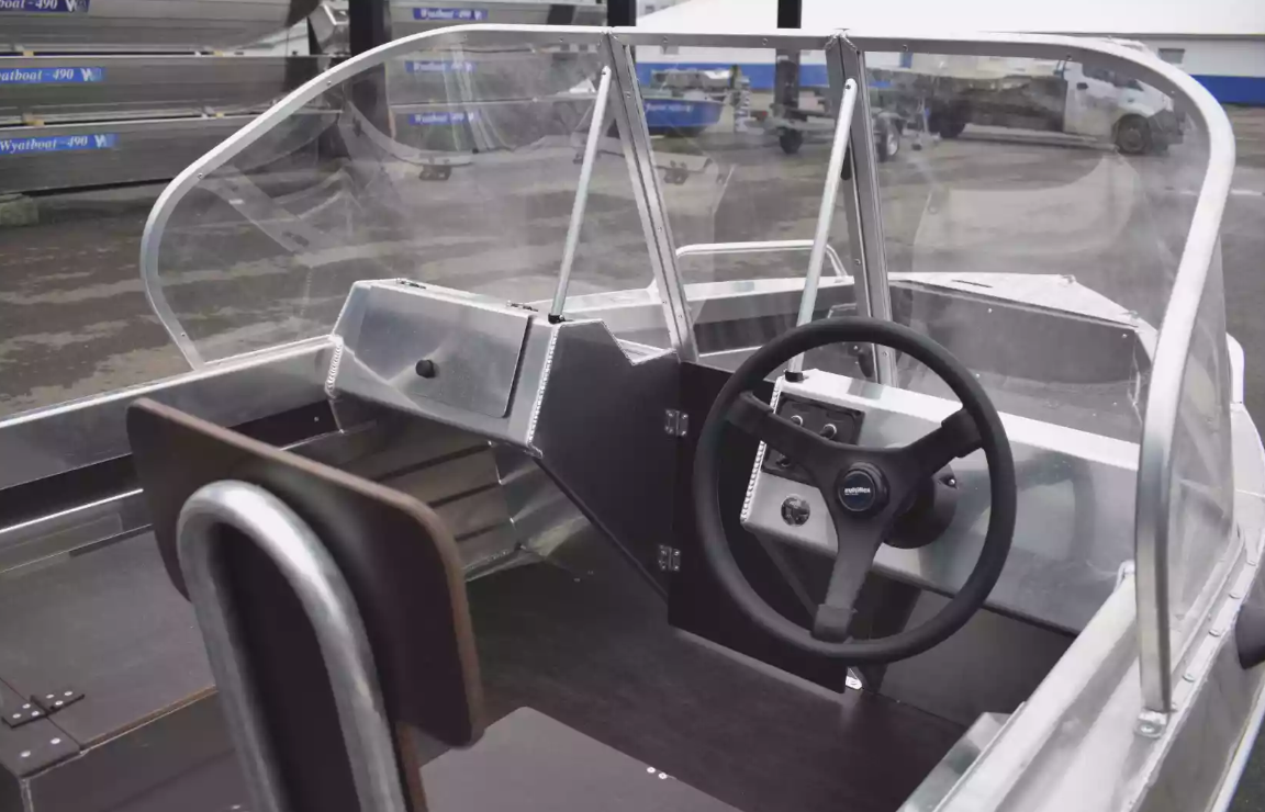 Алюминиевая лодка  Neman-400 DC в Керчи