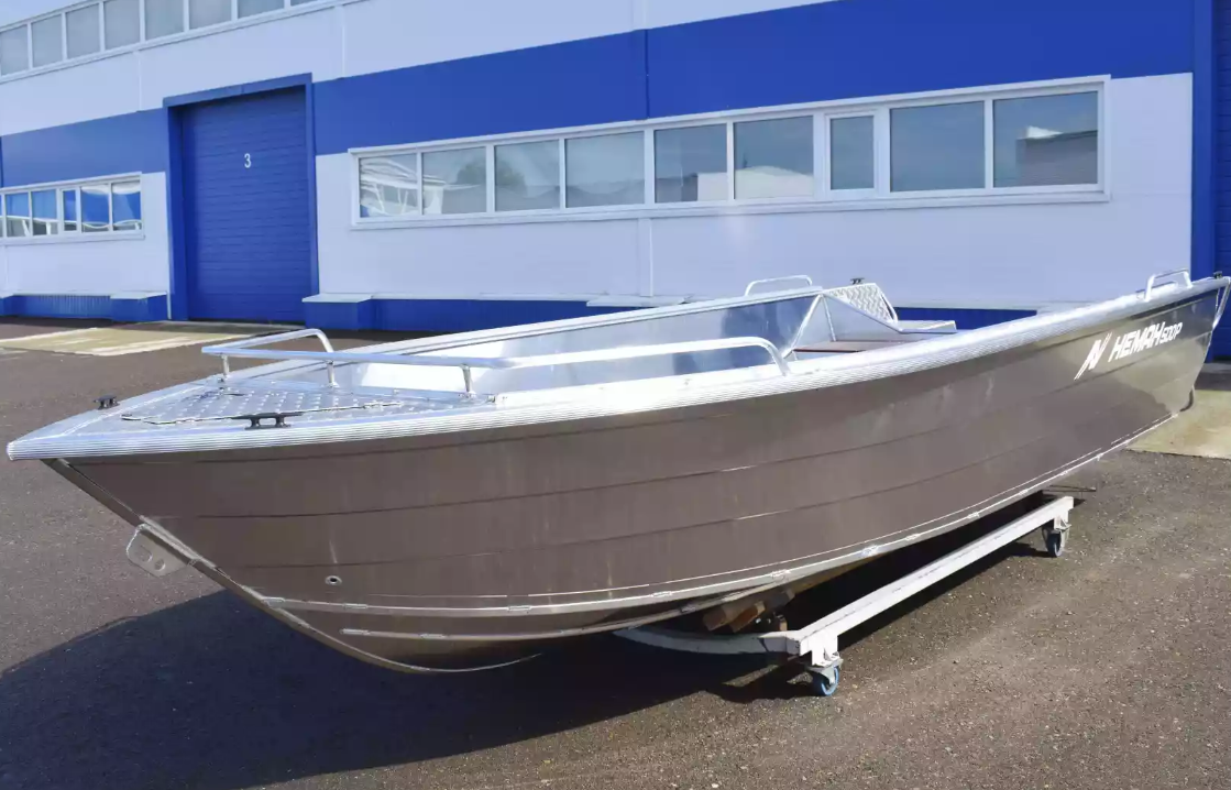 Алюминиевая лодка Неман-500 P в Керчи