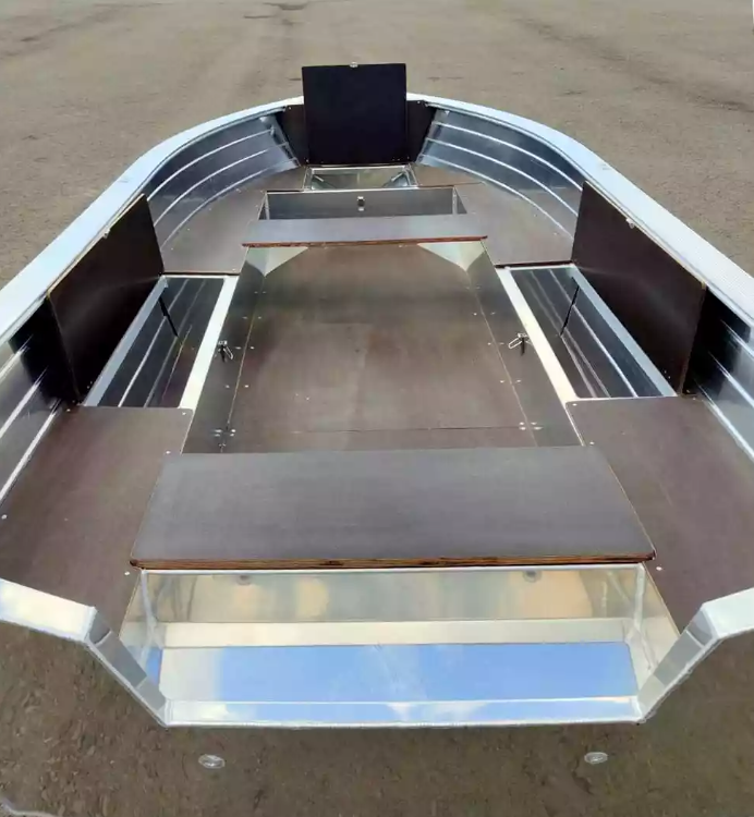 Алюминиевая лодка Неман-400 в Керчи