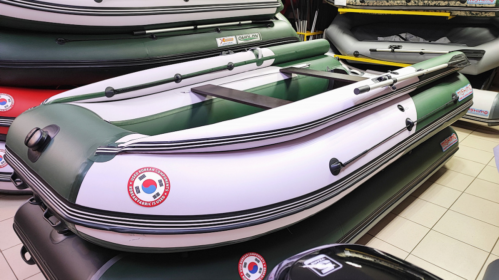 Лодка MISHIMO FAMILY PRO 390 в Керчи