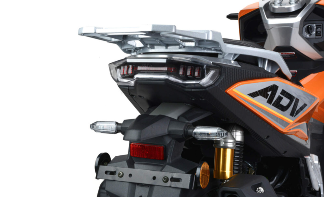 Скутер MOTOLAND (МОТОЛЕНД) T-MAX 150 в Керчи