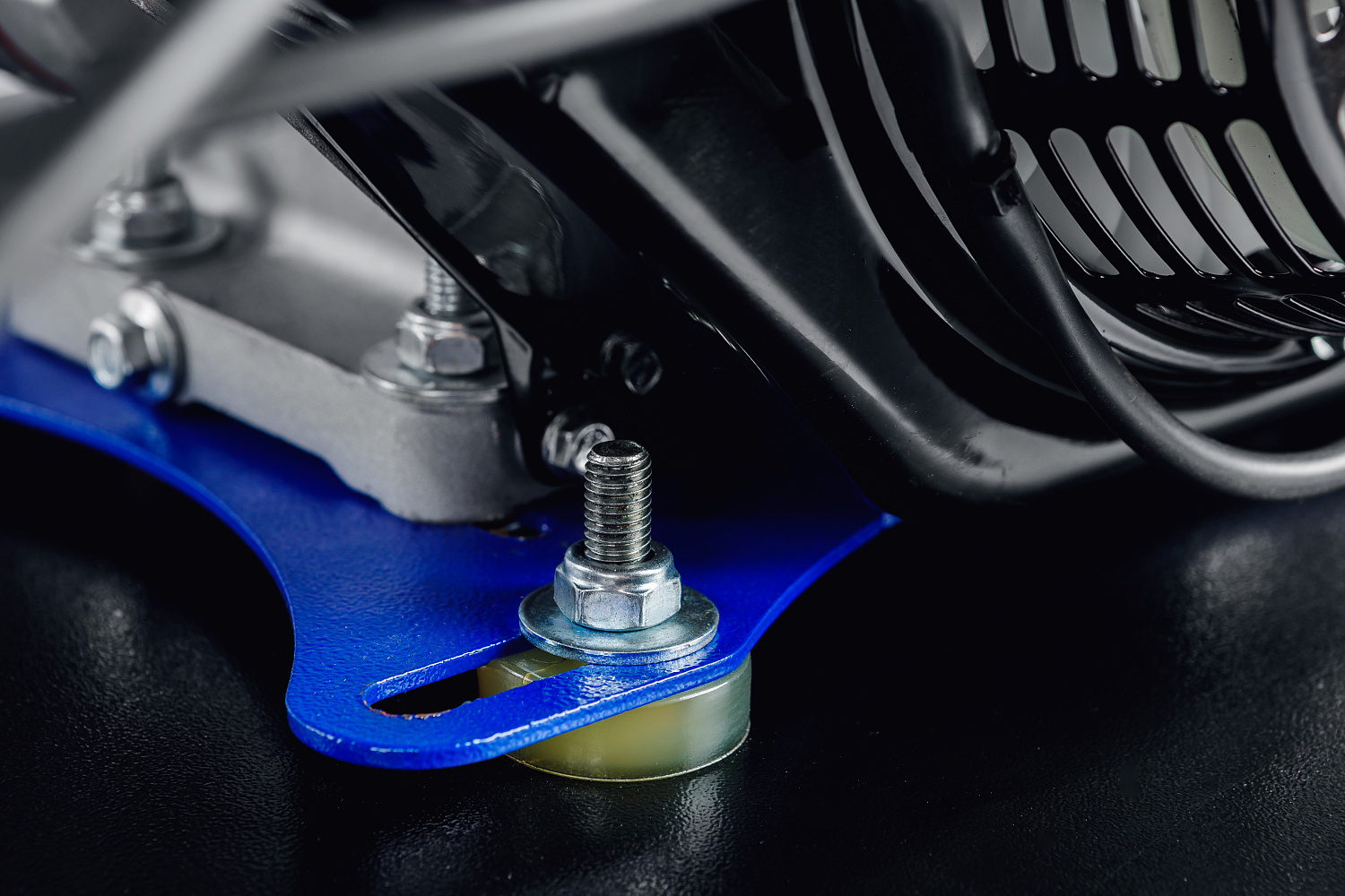 МОТОБУКСИРОВЩИК IKUDZO LONG 2.0 1700/500 EKR19 в Керчи