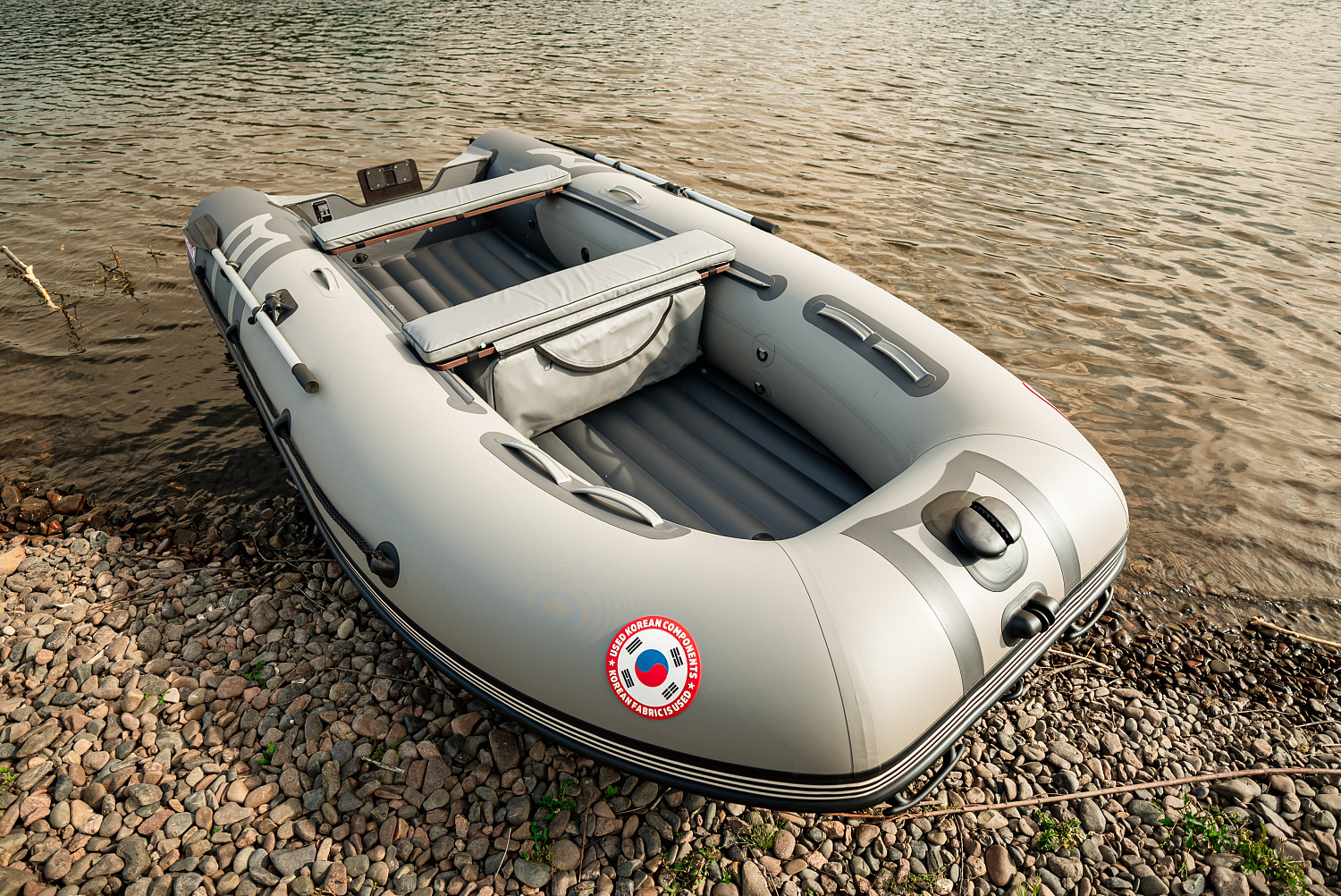 Лодка MISHIMO RIVER JET 390 под водомет в Керчи