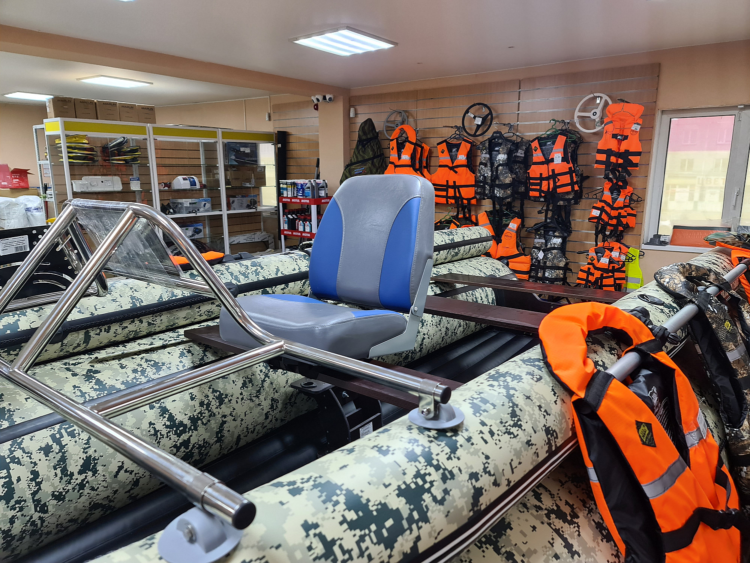 КРЕСЛО МЯГКОЕ РАСКЛАДНОЕ С ПОВОРОТНЫМ МЕХАНИЗМОМ ДЛЯ ЛОДОК в Керчи