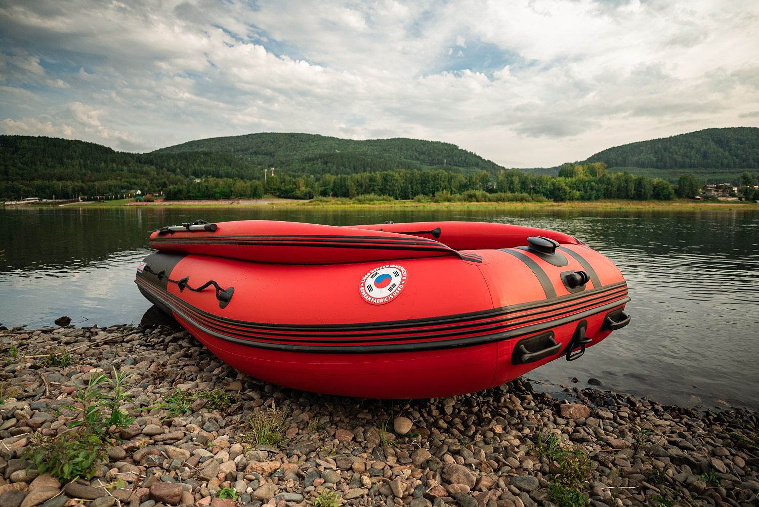 Лодка MISHIMO RIVER FJET PRO 410  под водомет в Керчи