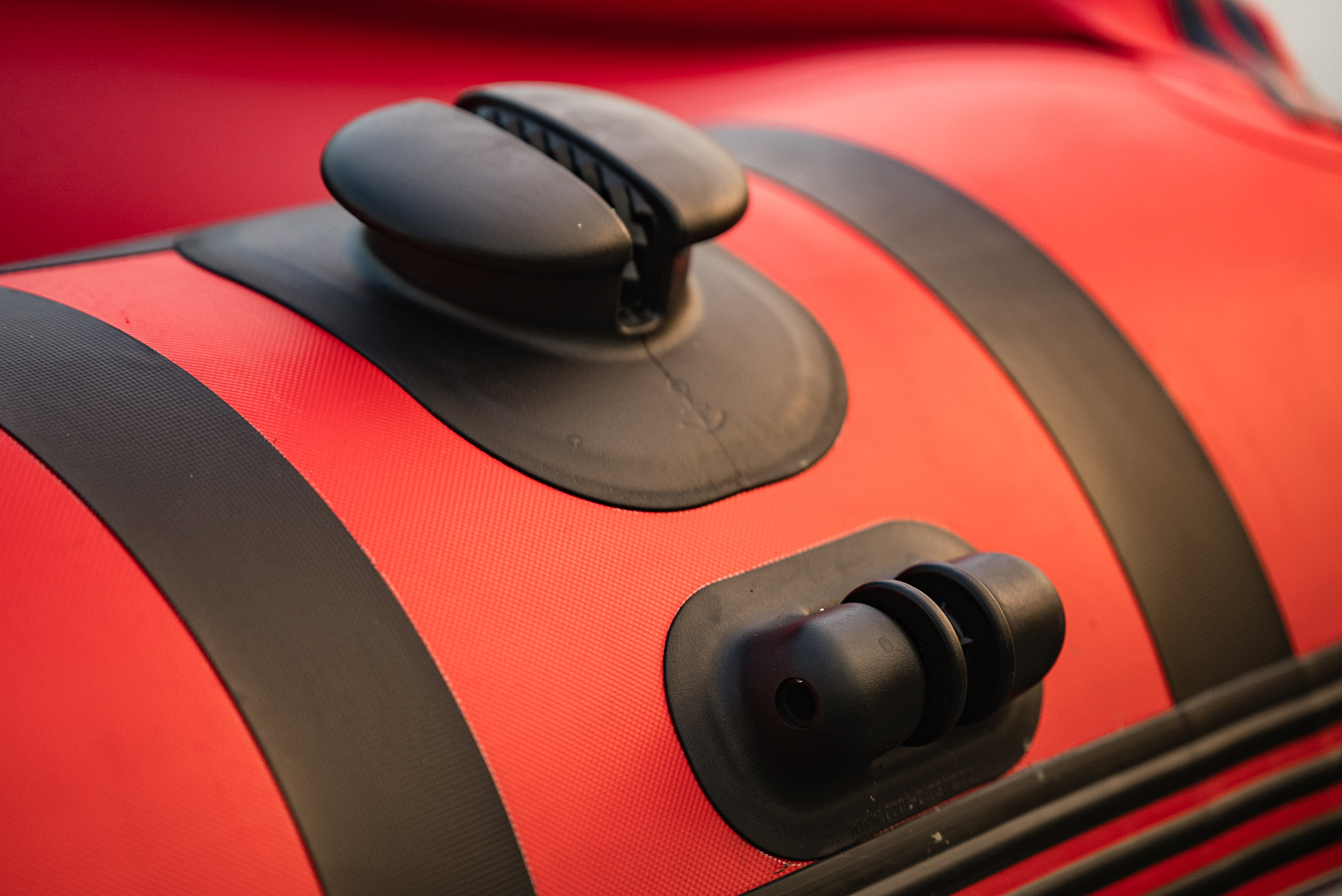 Лодка MISHIMO RIVER FJET PRO 410  под водомет в Керчи