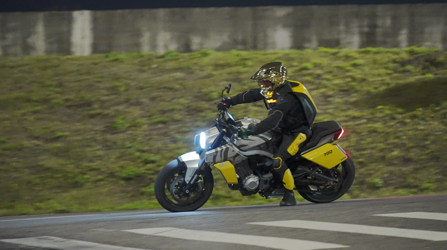 Мотоцикл Benda LFS 700 в Керчи