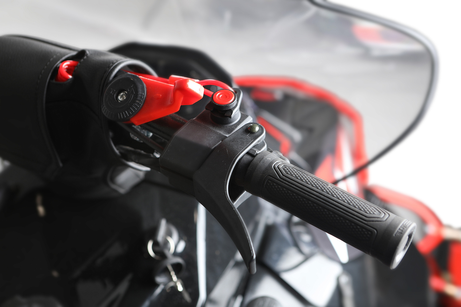 Снегоход IKUDZO HUNTER 700LK 25 V2 в Керчи