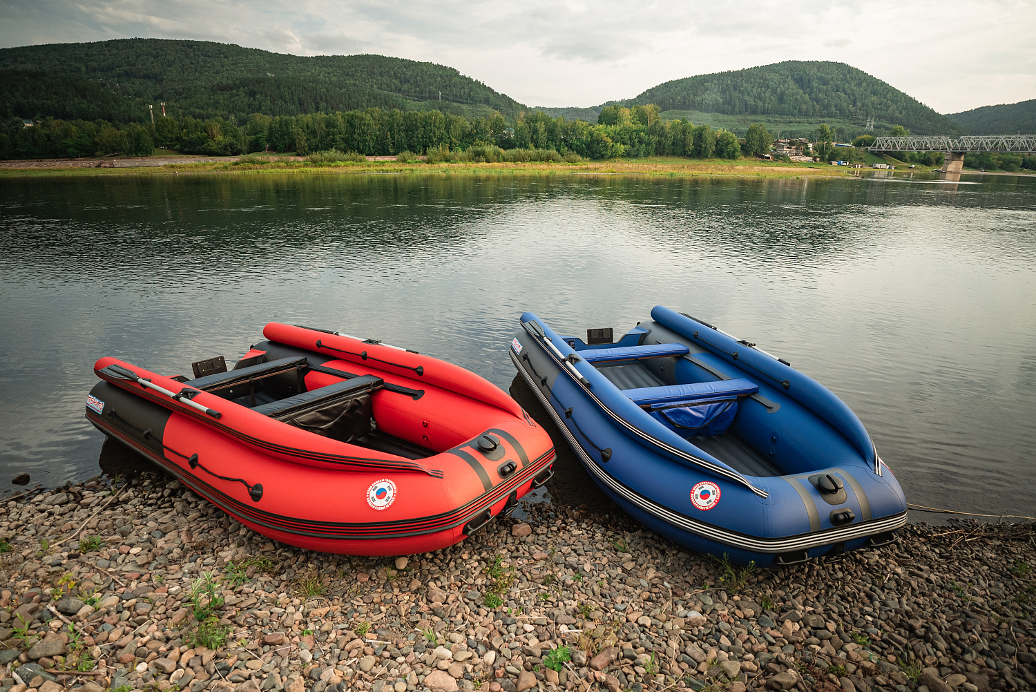 Лодка MISHIMO RIVER FJET PRO 410  под водомет в Керчи