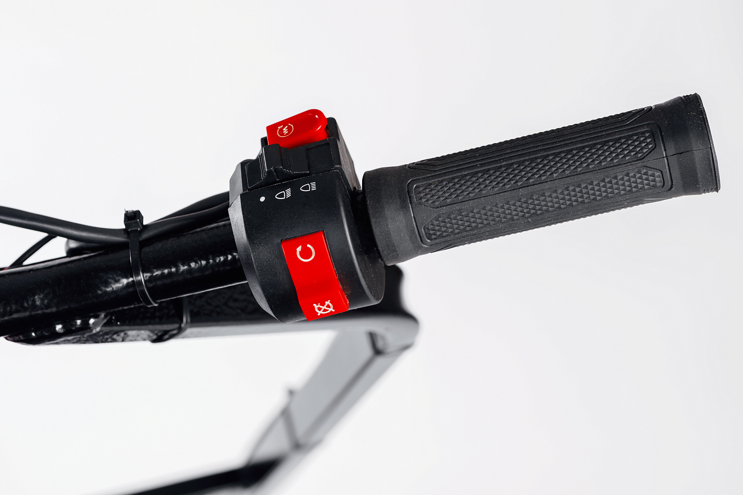 МОТОБУКСИРОВЩИК IKUDZO LONG 2.0 1700/500 EKR19 в Керчи