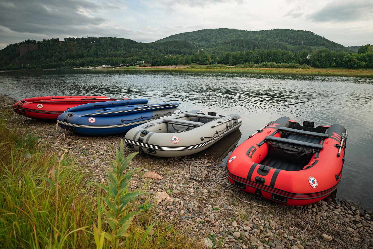 Лодка MISHIMO RIVER FJET PRO 410  под водомет в Керчи