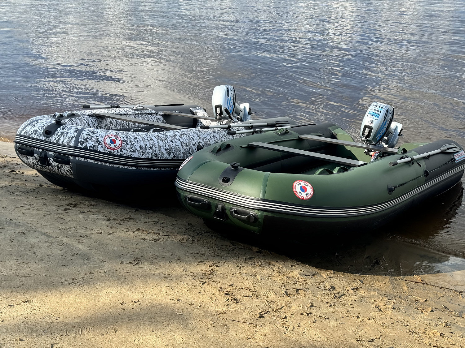 Лодка MISHIMO BIG FLOOR 400 в Керчи