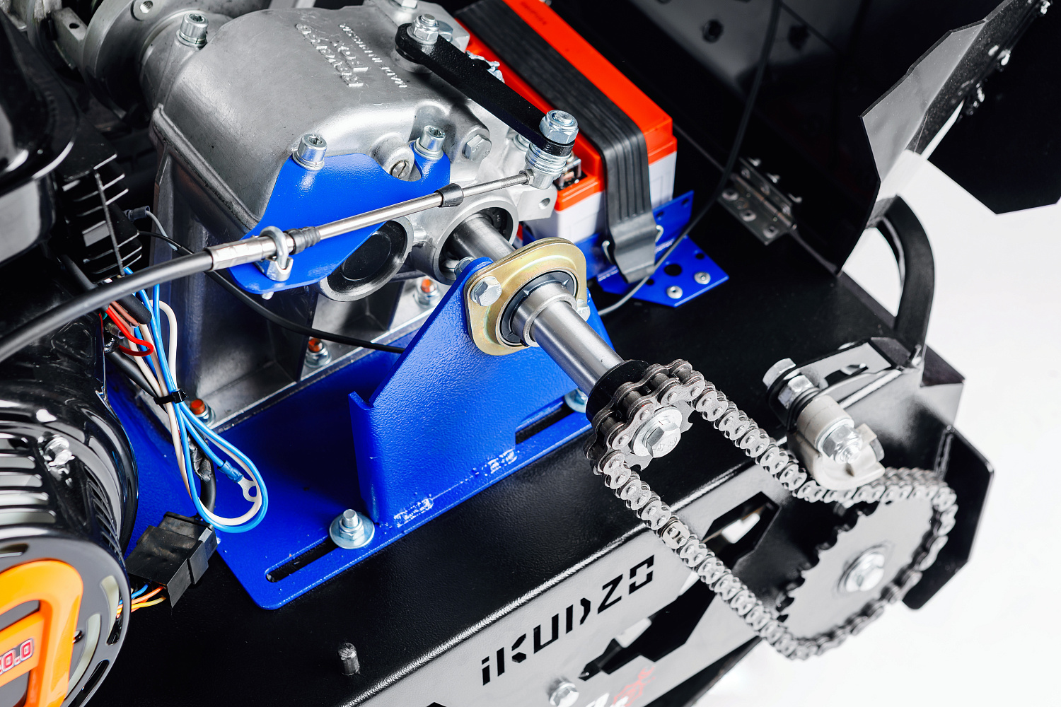 МОТОБУКСИРОВЩИК IKUDZO LONG 2.0 1700/500 EKR19 в Керчи