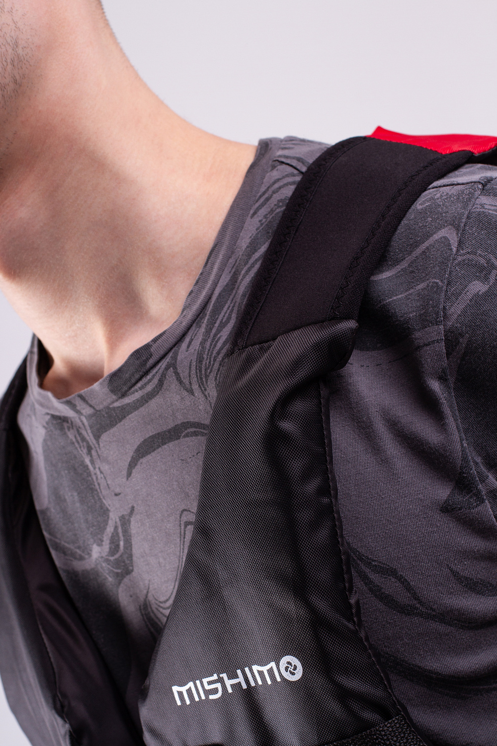 Жилет спасательный MISHIMO PRO Премиум качества Черно-красный в Керчи